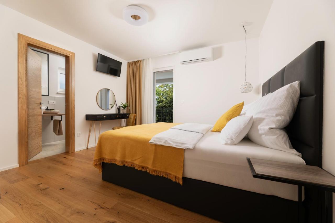 Villa Pafran With Heated Pool Krk Krk Town Exterior foto